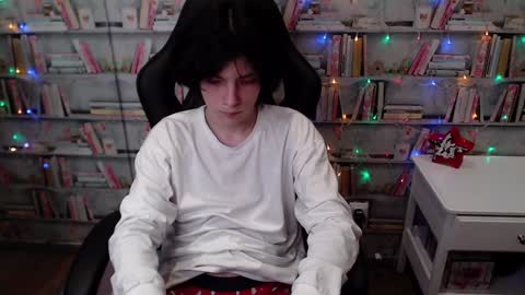 Maxim online show from January 30, 2025, 11:02 pm