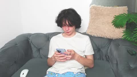 Maxim online show from February 12, 2025, 9:22 pm