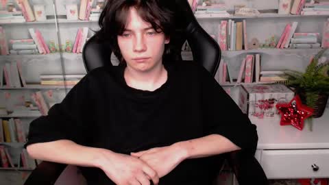 Maxim online show from February 28, 2025, 4:21 am