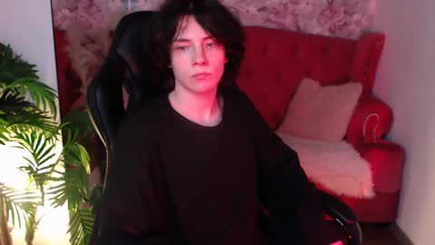 Maxim online show from March 4, 2025, 1:01 am