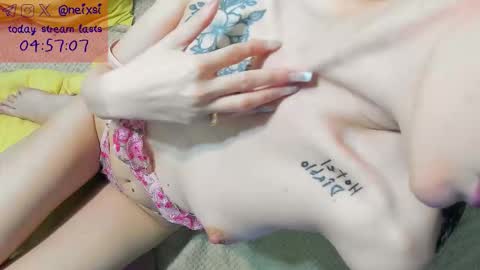 Snapshot of ixsi chatting on November 13, 2025, 3:22 pm Nina online show from November 13, 2025, 3:22 pm