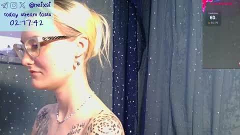 Snapshot of ixsi chatting on February 25, 2026, 8:24 am Nina online show from February 25, 2026, 8:24 am