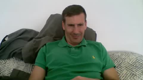 Snapshot of iyoperro chatting on November 4, 2025, 10:25 am Casandro online show from November 4, 2025, 10:25 am