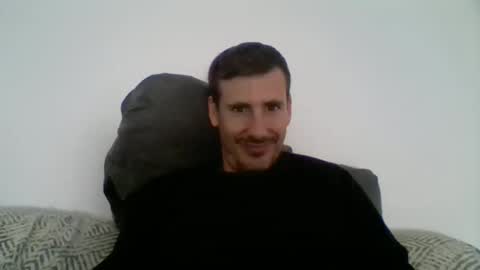 Snapshot of iyoperro chatting on November 10, 2025, 11:09 am Casandro online show from November 10, 2025, 11:09 am