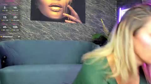 izabelatessa online show from October 16, 2025, 7:15 pm