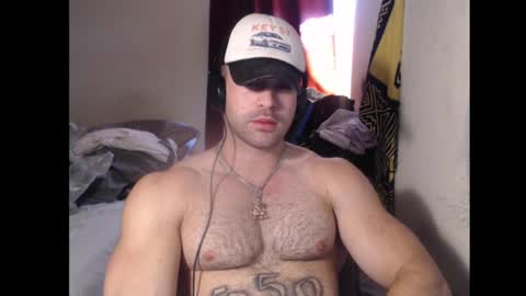 Snapshot of izak144 chatting on December 10, 2024, 10:05 pm izak144 online show from December 10, 2024, 10:05 pm