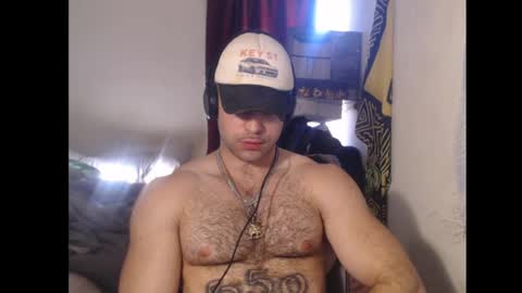 Snapshot of izak144 chatting on January 27, 2025, 7:56 pm izak144 online show from January 27, 2025, 7:56 pm