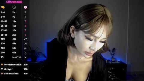 Snapshot of izalim chatting on February 8, 2025, 9:35 am Iza Lim online show from February 8, 2025, 9:35 am