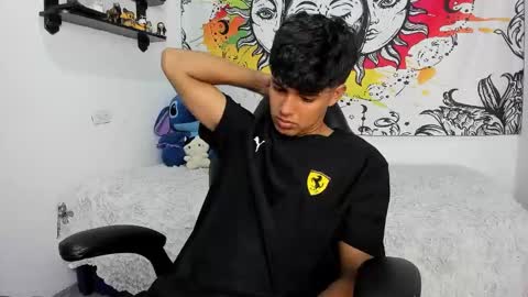 Snapshot of izan_jensen chatting on September 29, 2025, 1:00 am Izan online show from September 29, 2025, 1:00 am