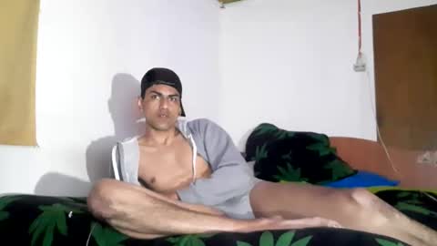 Snapshot of j04kin44l33xi5 chatting on November 29, 2025, 9:23 am j04kin44l33xi5 online show from November 29, 2025, 9:23 am