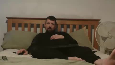 Snapshot of j281133 chatting on October 22, 2025, 9:53 am Big 8 online show from October 22, 2025, 9:53 am