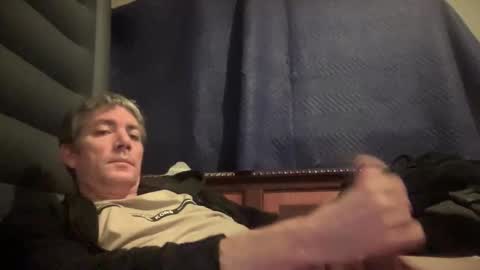 Snapshot of j32821 chatting on January 18, 2026, 11:36 am J32821 online show from January 18, 2026, 11:36 am