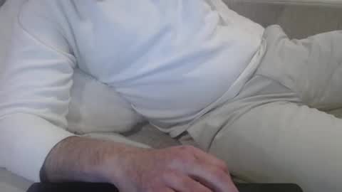 James online show from December 3, 2025, 9:57 pm