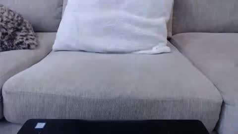 James online show from April 12, 2026, 4:23 pm