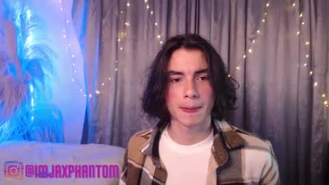 Snapshot of j_a_x_x_x_o_n chatting on January 8, 2025, 10:59 am Hey im Jaxxxon check my info online show from January 8, 2025, 10:59 am