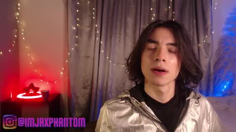 Snapshot of j_a_x_x_x_o_n chatting on March 3, 2025, 6:26 am Hey im Jaxxxon check my info online show from March 3, 2025, 6:26 am