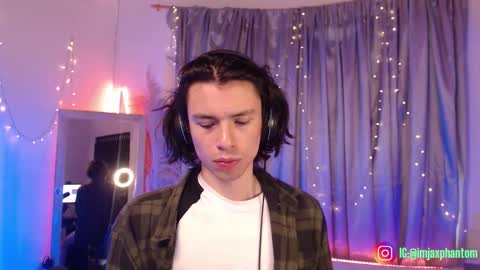 Snapshot of j_a_x_x_x_o_n chatting on September 26, 2025, 3:05 pm Hey im Jaxxxon check my info online show from September 26, 2025, 3:05 pm