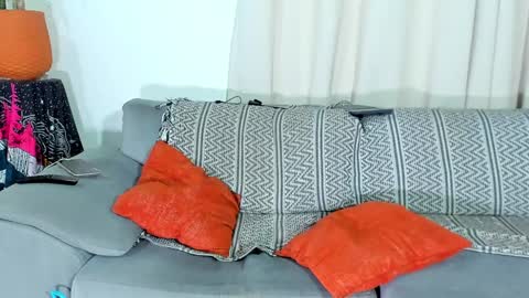 Calix  Independient model Insta and twt Calixsnake online show from December 3, 2024, 1:19 am