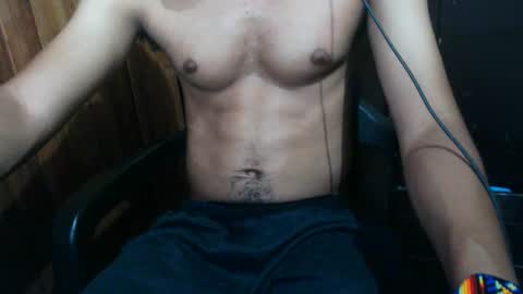 J online show from November 23, 2025, 1:11 pm