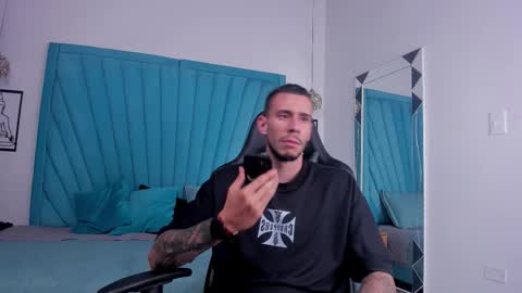 J King online show from March 24, 2026, 1:32 am