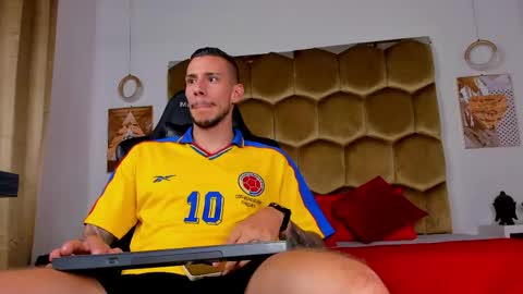 J King online show from June 1, 2026, 9:27 pm