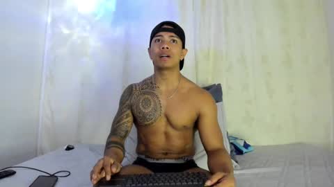 Snapshot of j_musiry chatting on December 24, 2024, 12:55 pm i am juan musiry independent model online show from December 24, 2024, 12:55 pm