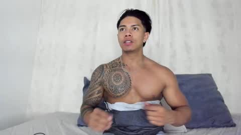 Snapshot of j_musiry chatting on December 30, 2024, 7:15 am i am juan musiry independent model online show from December 30, 2024, 7:15 am