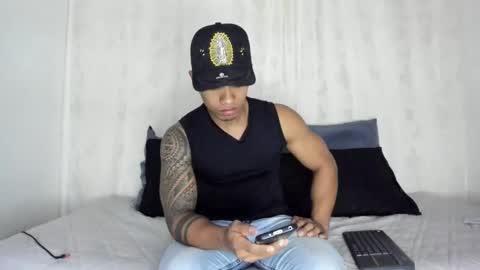 Snapshot of j_musiry chatting on February 9, 2025, 5:19 am i am juan musiry independent model online show from February 9, 2025, 5:19 am