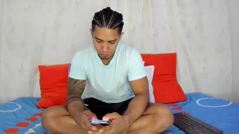 Snapshot of j_musiry chatting on February 25, 2025, 6:14 am i am juan musiry independent model online show from February 25, 2025, 6:14 am