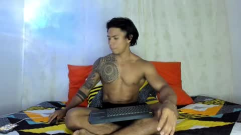 Snapshot of j_musiry chatting on March 3, 2025, 5:09 am i am juan musiry independent model online show from March 3, 2025, 5:09 am