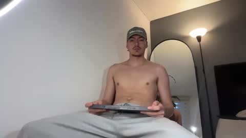 INDEPENDENT MODEL online show from March 27, 2026, 11:10 am