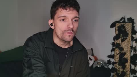 Snapshot of jackdesfeux chatting on October 10, 2025, 2:32 am Jack online show from October 10, 2025, 2:32 am