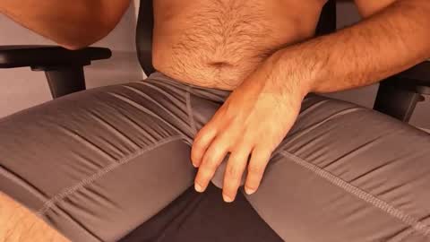 jackenwatch online show from December 17, 2025, 7:36 am