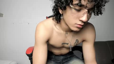 Jackes Taylor online show from November 19, 2025, 5:07 am