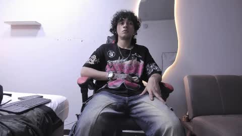 Jackes Taylor online show from February 20, 2026, 6:10 am