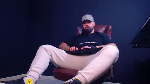 JackEthan online show from October 9, 2025, 5:16 am