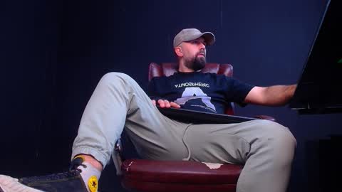 JackEthan online show from October 13, 2025, 4:56 am