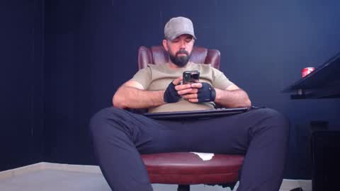 JackEthan online show from October 22, 2025, 4:57 am