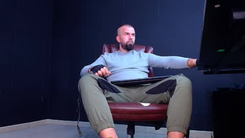 JackEthan online show from November 6, 2025, 5:52 am