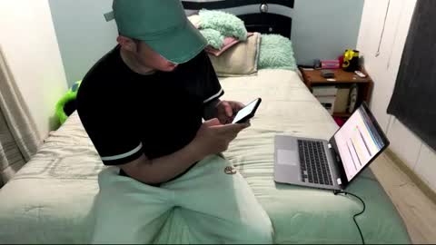 Snapshot of jacks_parrows chatting on November 17, 2025, 7:25 am jacks_parrows online show from November 17, 2025, 7:25 am