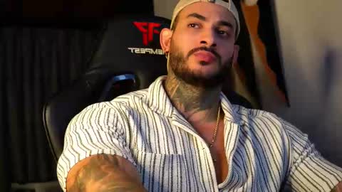 JC online show from November 7, 2025, 6:52 pm