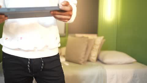 Jackson Bell online show from December 2, 2024, 12:29 pm