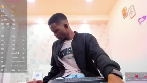 Snapshot of jacksonmuller_ chatting on December 4, 2024, 12:25 pm Jackson online show from December 4, 2024, 12:25 pm
