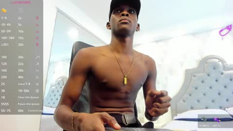 Snapshot of jacksonmuller_ chatting on December 13, 2024, 2:49 pm Jackson online show from December 13, 2024, 2:49 pm