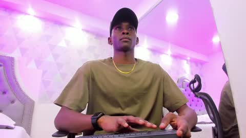 Snapshot of jacksonmuller_ chatting on February 1, 2025, 3:07 pm Jackson online show from February 1, 2025, 3:07 pm