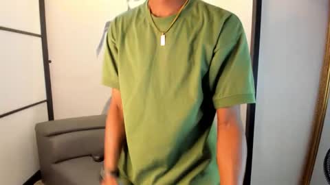 Snapshot of jacksonmuller_ chatting on October 8, 2025, 1:20 pm Jackson online show from October 8, 2025, 1:20 pm