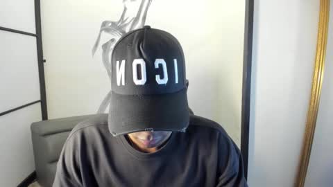 Snapshot of jacksonmuller_ chatting on October 9, 2025, 1:20 pm Jackson online show from October 9, 2025, 1:20 pm