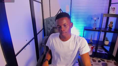 Snapshot of jacksonmuller_ chatting on November 6, 2025, 2:07 pm Jackson online show from November 6, 2025, 2:07 pm