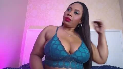 Snapshot of jackynorriss chatting on February 8, 2025, 6:33 pm Jacky Norriss online show from February 8, 2025, 6:33 pm
