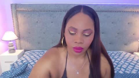 Snapshot of jackynorriss chatting on March 1, 2025, 12:01 pm Jacky Norriss online show from March 1, 2025, 12:01 pm